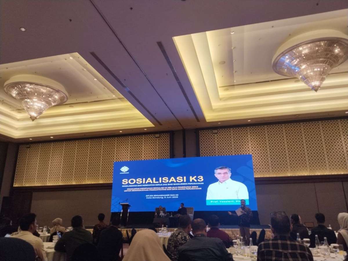 Sosialisasi Ditjen Binwasnaker dan K3 “Penguatan Kepatuhan Regulasi K3 melalui Penerapan SMK3 untuk Meningkatkan Produktivitas dan Daya Saing Perusahaan”